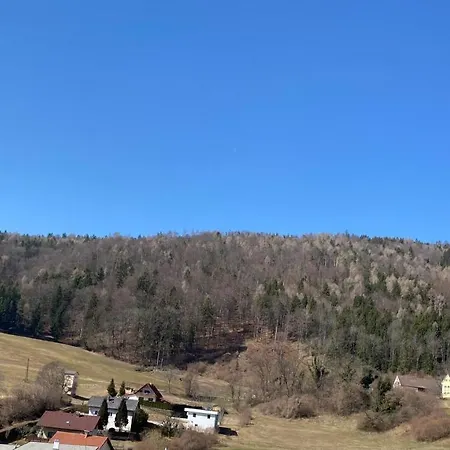 Schönes Mit Terrasse, Mitten Im Grünen Stattegg
