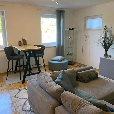 Schönes Mit Terrasse, Mitten Im Grünen Stattegg