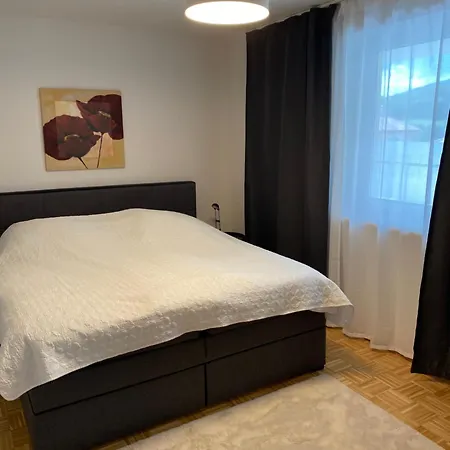 Appartement Schoenes Mit Terrasse, Mitten Im Gruenen *