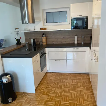 Apartment Schoenes Mit Terrasse, Mitten Im Gruenen Stattegg