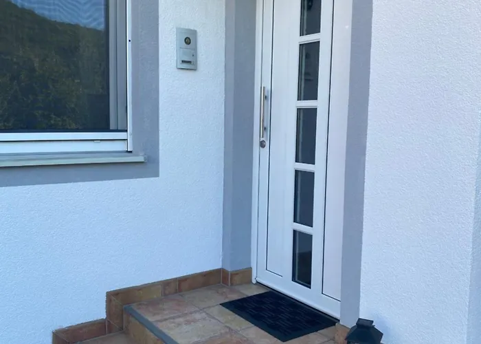 Apartamento Schönes Mit Terrasse, Mitten Im Grünen Stattegg